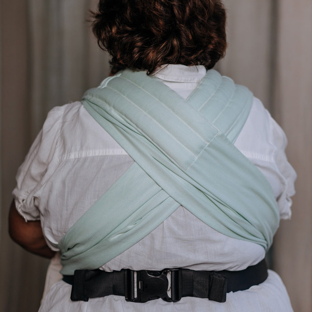 Vista posteriore di FlyClick portabebè Halfbuckle Design Chevron pastel mint