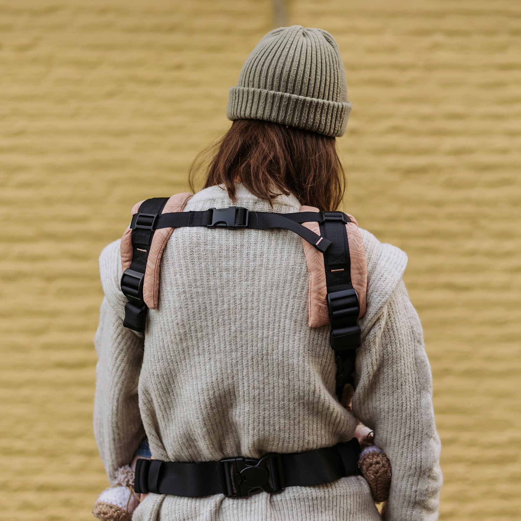 Vista trasera de FullBuckle Mochila Ergonómica  con hebillas Design Cubic Lines  tuscany