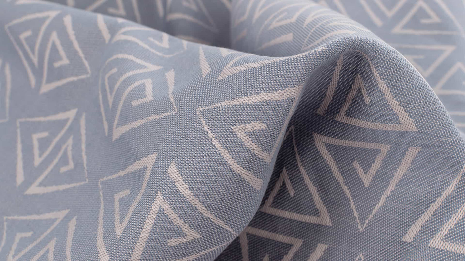 Detail: papyerclips ashblue
