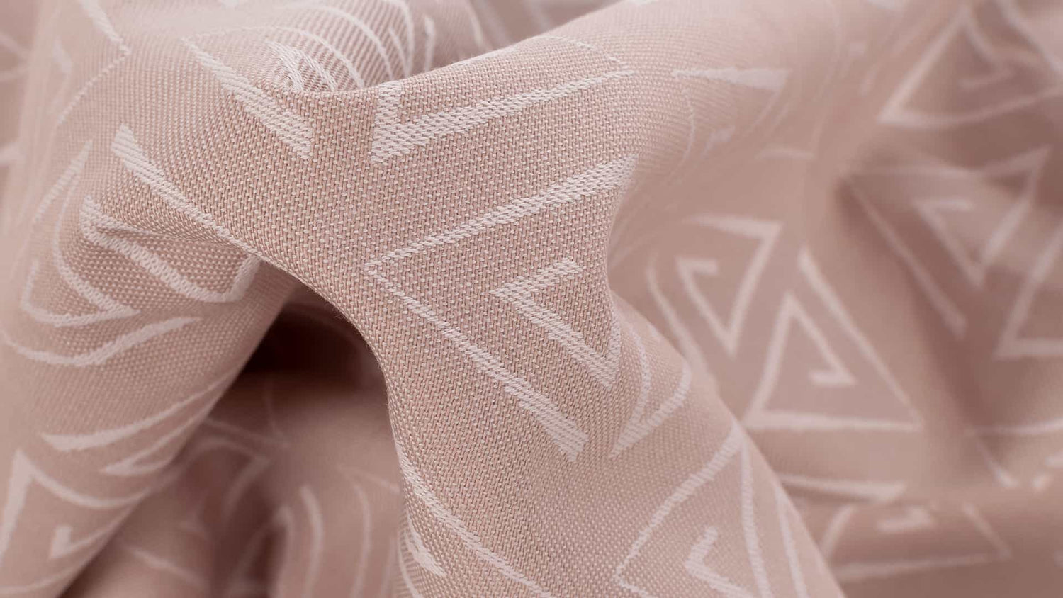 Detail: paperclips ashrose