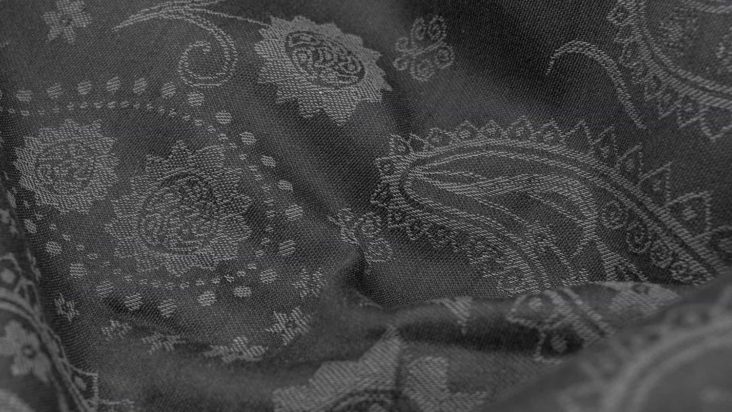 Detail: persian paisley antracite