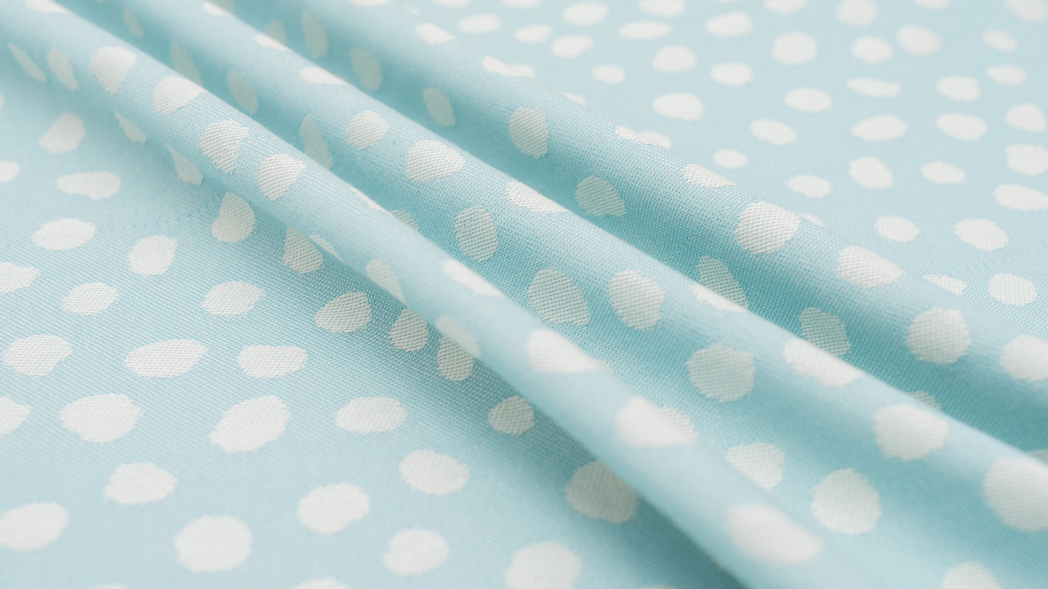 Detail: polka dots