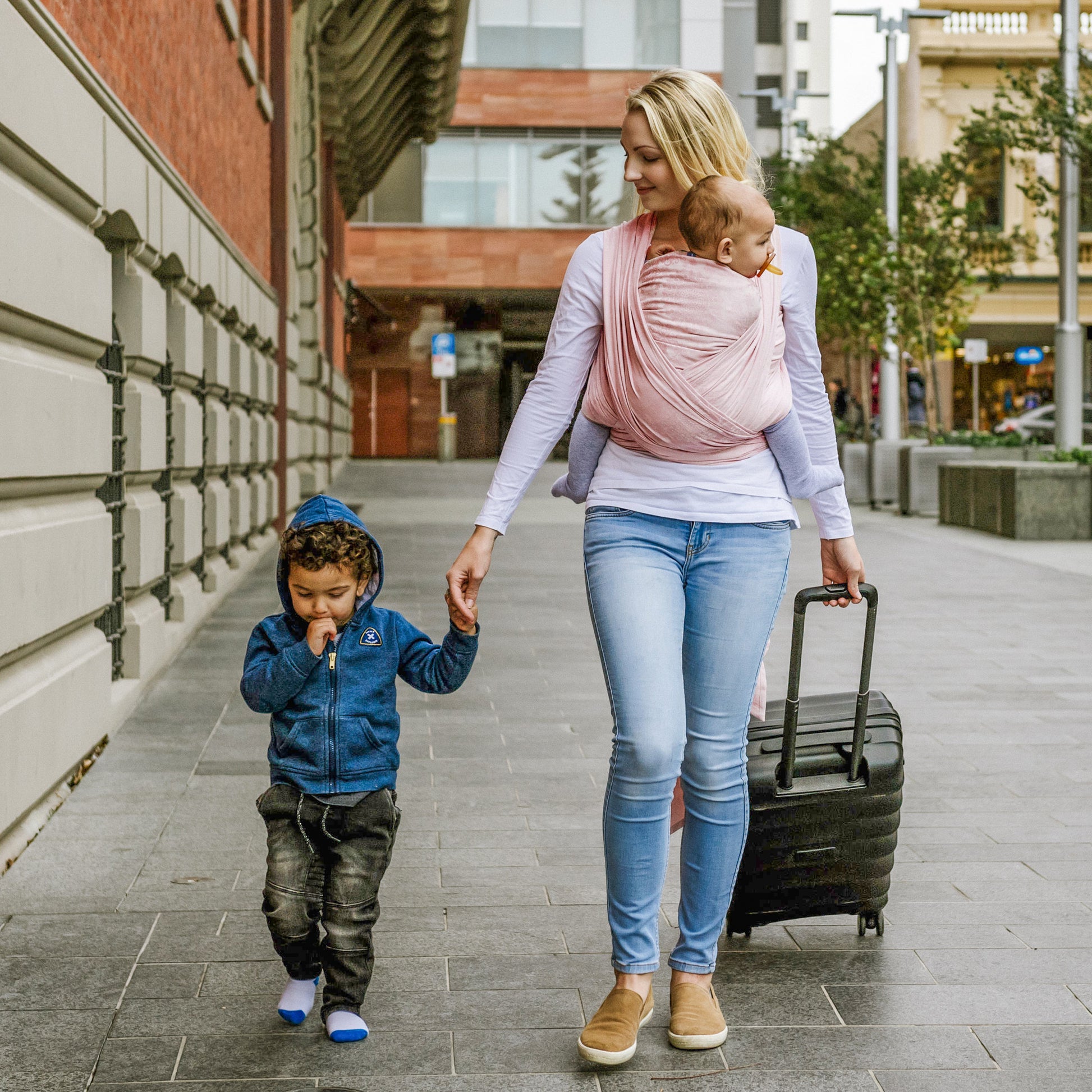 Image d'humeur de Sale Design Iced Butterfly  pale pink