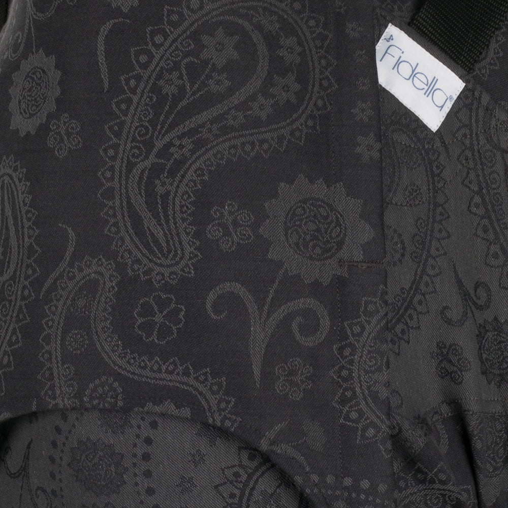Gros plan sur Onbuhimo  portebébé a dos pour bambin Design Persian Paisley – anthracite